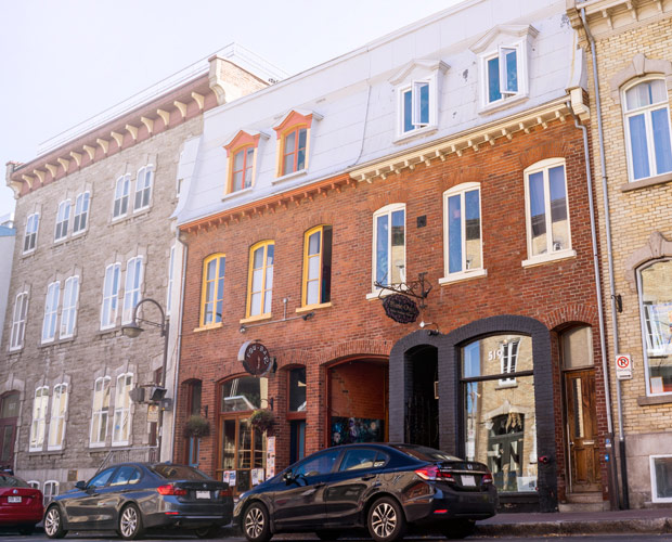 Beautiful heritage apartment building in Old Quebec managed by Groupe Murray property management