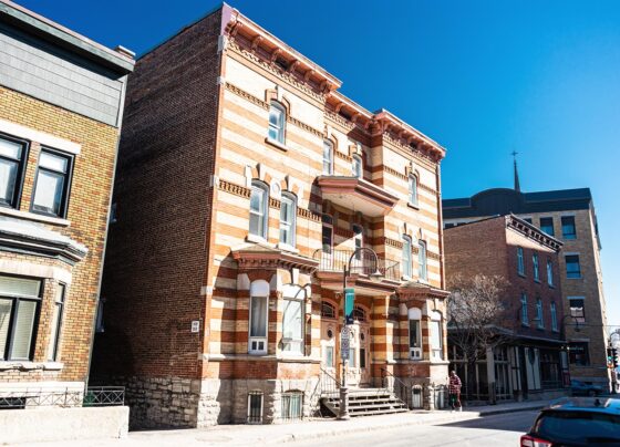 Luxury 3-bedroom home with modern kitchen, furniture and appliances in Montreal, Quebec - Photo by Frederic Murray