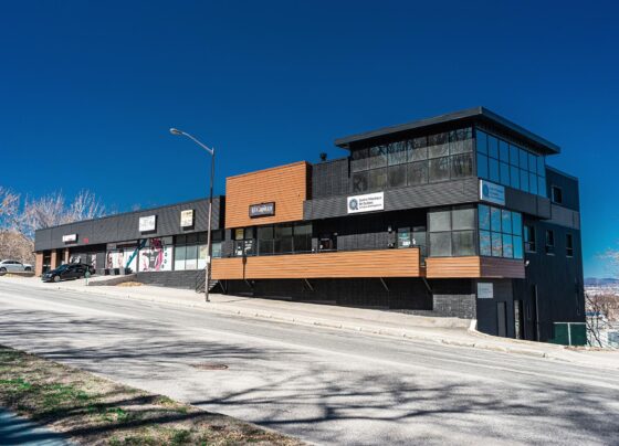 Luxury Apartment with modern bedroom and kitchen, two bathroom and modern appliances in Quebec in Quebec - Photo by Freder...